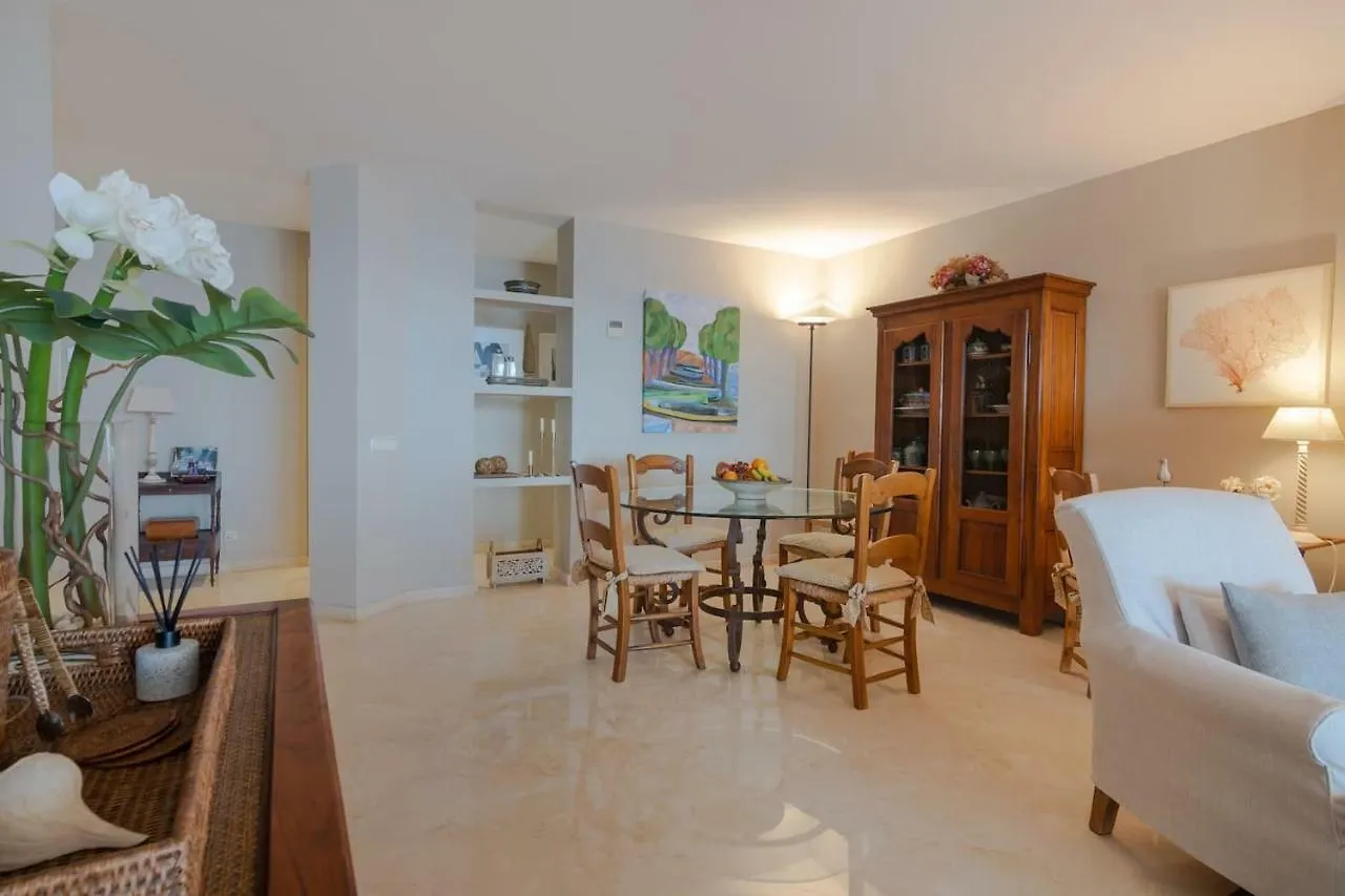 Ferienwohnung Superb Front Line Location With Heated Pool Marbella 0*,  Spanien